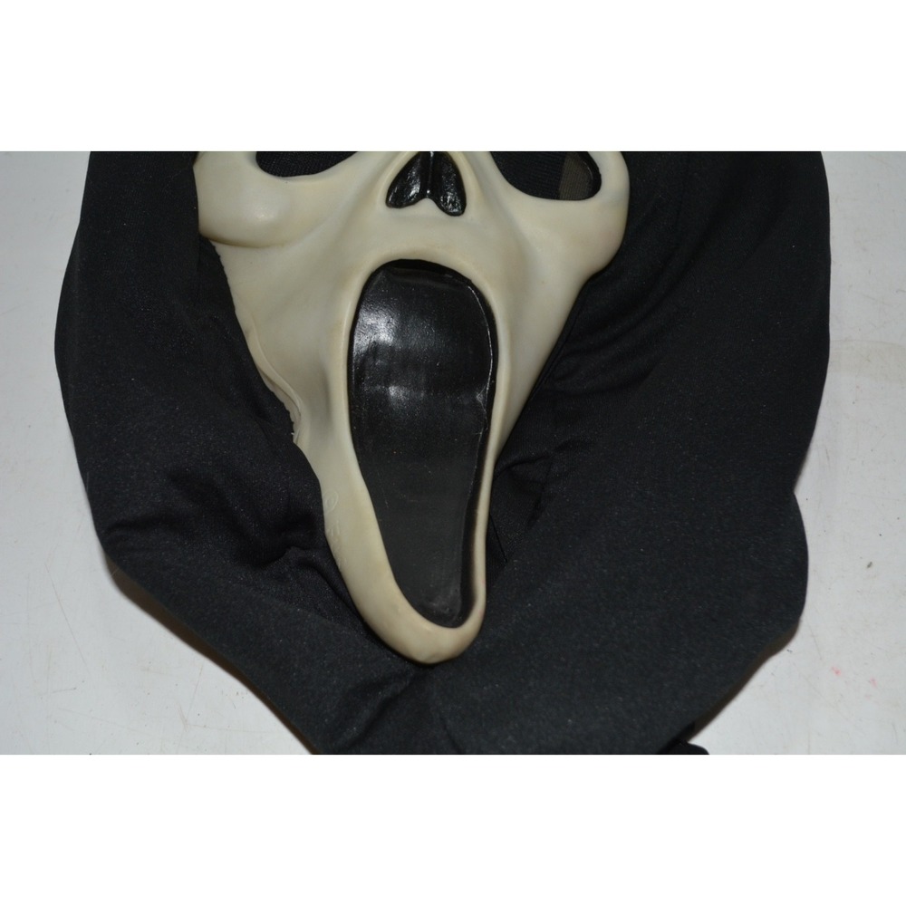 Vintage 90s Fun World Ghost Face Mask – Deluxe Hood Gen 2 – Glow in Dark – Used - Picture 3 of 5